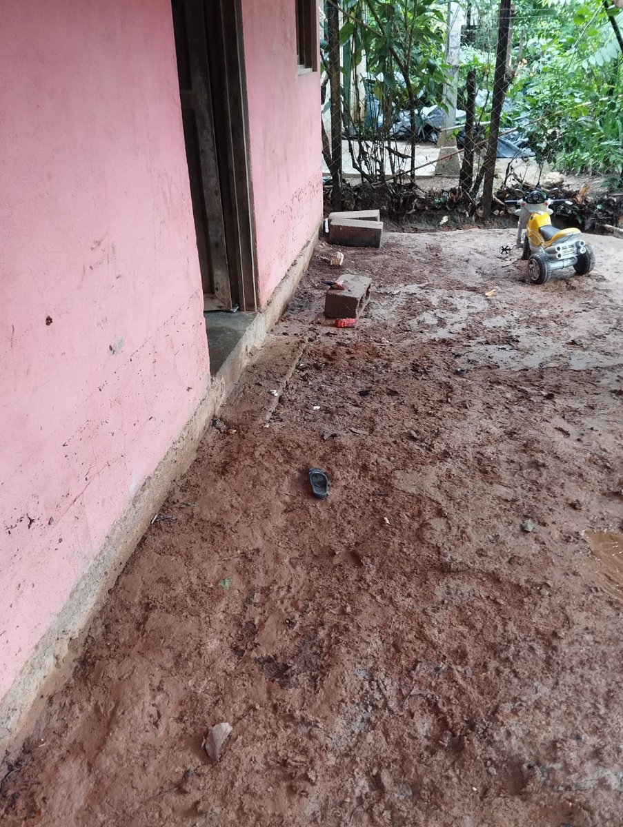 ConredGuatemala's tweet photo. #AltaVerapaz La #COMRED realizó una Evaluación de Daños y Análisis de Necesidades (EDAN) en viviendas afectadas por inundación registrada en barrio El Cementerio, Fray Bartolomé de las Casas, Alta Verapaz.

Fotografías: Sistema CONRED. https://t.co/00rCPOeHMX