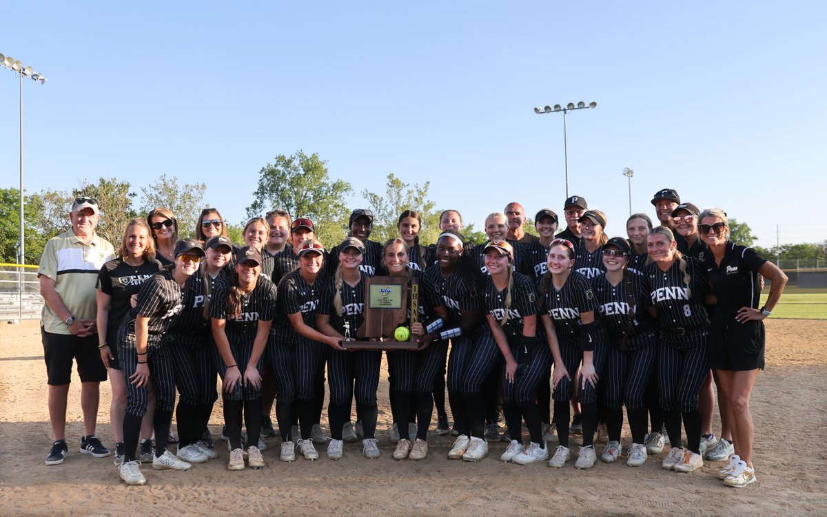 The_Pennant's tweet photo. Penn Softball won its 12th consecutive Regional Championship, the State's longest active Regional winning streak, with an 11-2 victory vs. Elkhart.

Celebrating with the Kingsmen are PHM Supt. Dr. Heather Short, Penn AD Jeff Hart &amp; head coach Beth Zachary and her staff. https://t.co/TiV8dYoyGc