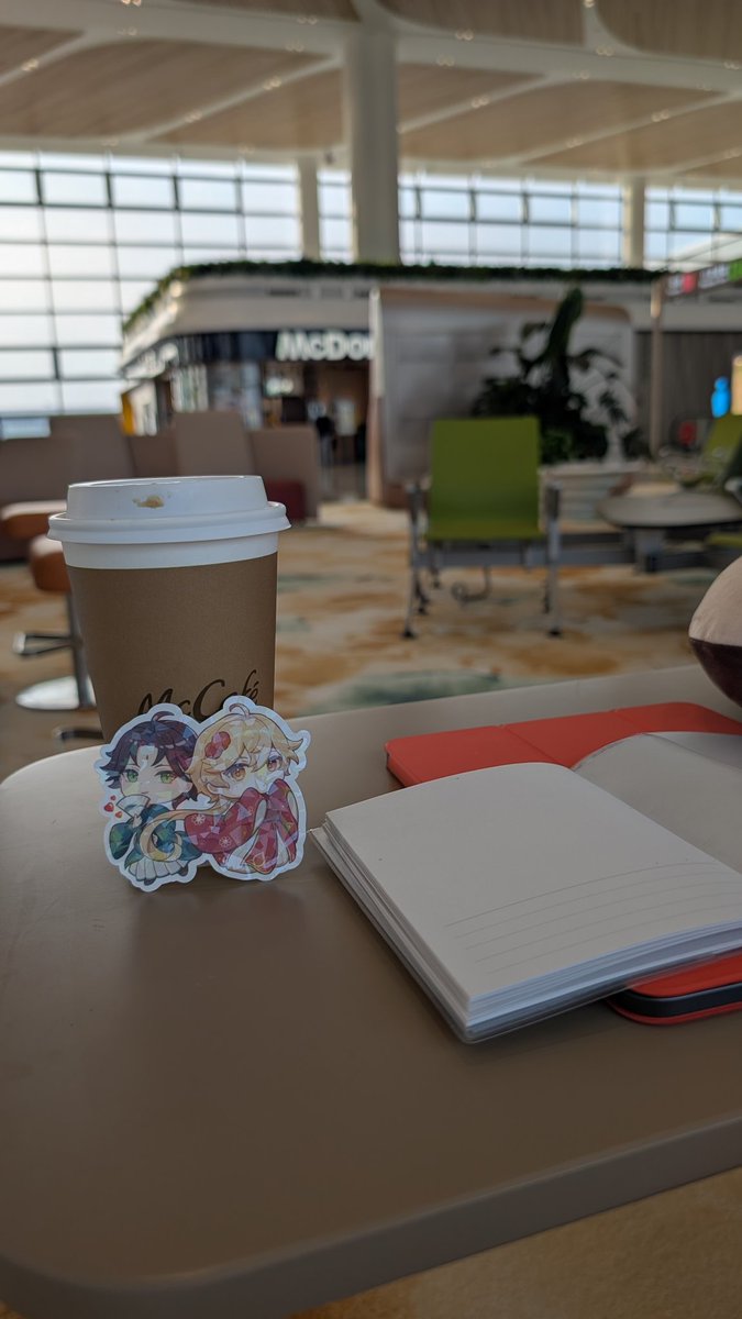 lim3cake's tweet photo. For now it's the most comfortable and spacious airport I've been in. https://t.co/i6mu1sMMSF