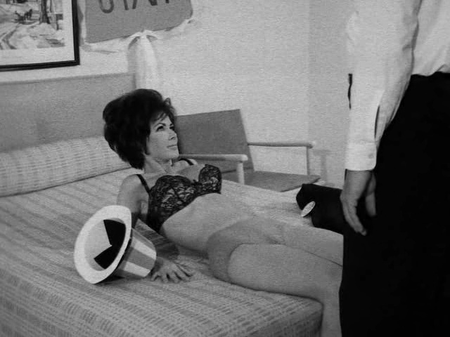 LondonPfg's tweet photo. A rich woman hooks on the side so she will feel like she has value in the mildly eccentric sexploitation melodrama, The Agony of Love  (William Rotsler, 1966). Busty Pat Barrington stars in this consistently striking entry, which alternates between her talking to her shrink... https://t.co/8idBXim9RG