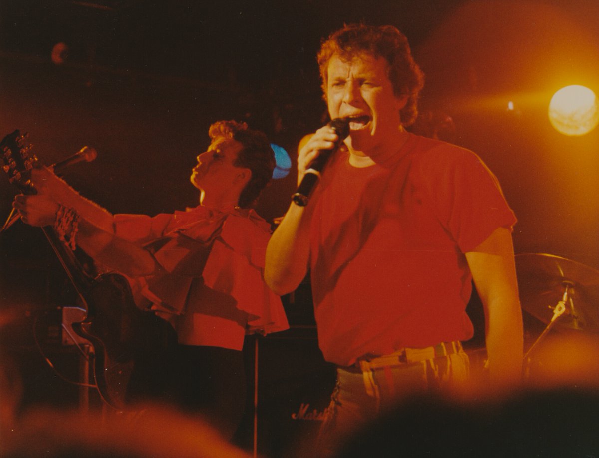 Skyhooks1975 tweet picture