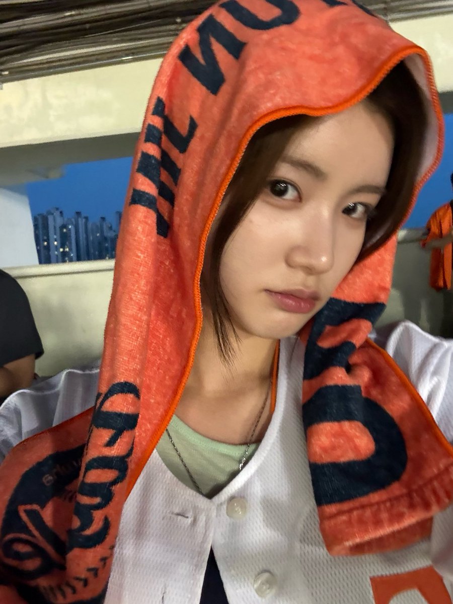 ddudaenge's tweet photo. 패요했다고 살짝 삐진(?)듯한 표정이 넘 기야움 https://t.co/SEB1AZqlGR