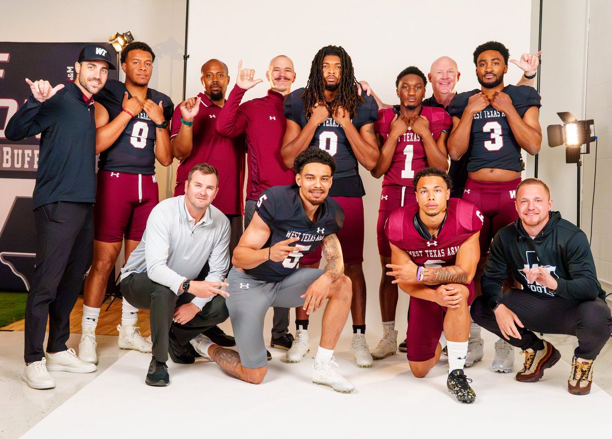 deucecarr42's tweet photo. Thank you to the coaches and staff at West Texas A&M University for an amazing visit. I’m incredibly grateful for the opportunity to experience the program, meet great people and learn more about what makes WT special. Thank you for the hospitality and for making me feel welcomed. #GoBuffs 🦬💜💛