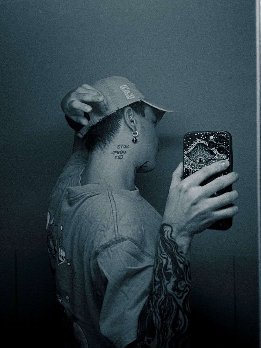 Liadrakee's tweet photo. 🧢 https://t.co/ybcnjcLCvW