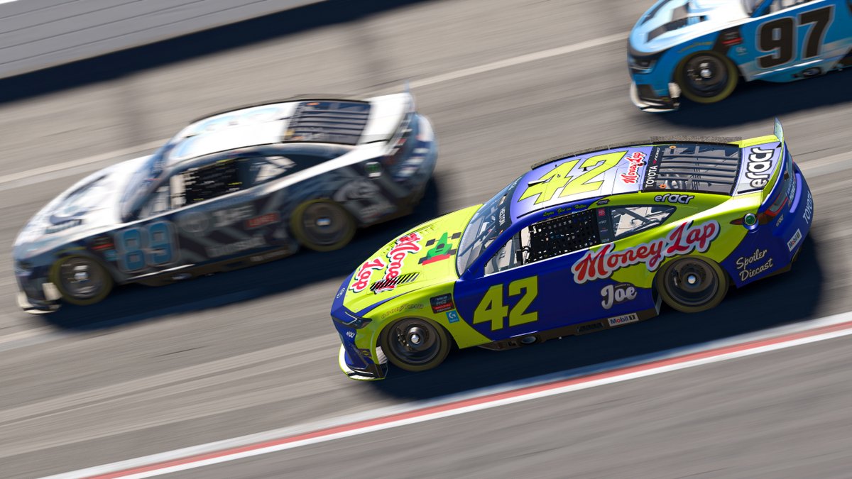 LHelton_63's tweet photo. Was a great run, up until some cars got together beneath me and were sent up the track. 11 races to go, still got work to do!

Thanks for the spotting @M0parMadn3ss.

P.38

On to Coronado!

📸@dn_creative_ https://t.co/9RGOmYnPwT