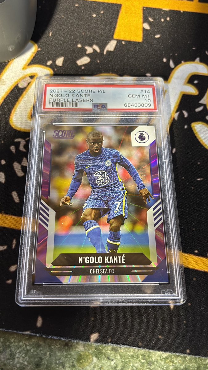 schafspace's tweet photo. N’Golo Kante Panini Score /15 PSA 10

Price: $65

#TSSS #SSX https://t.co/eN0YrsiOcn