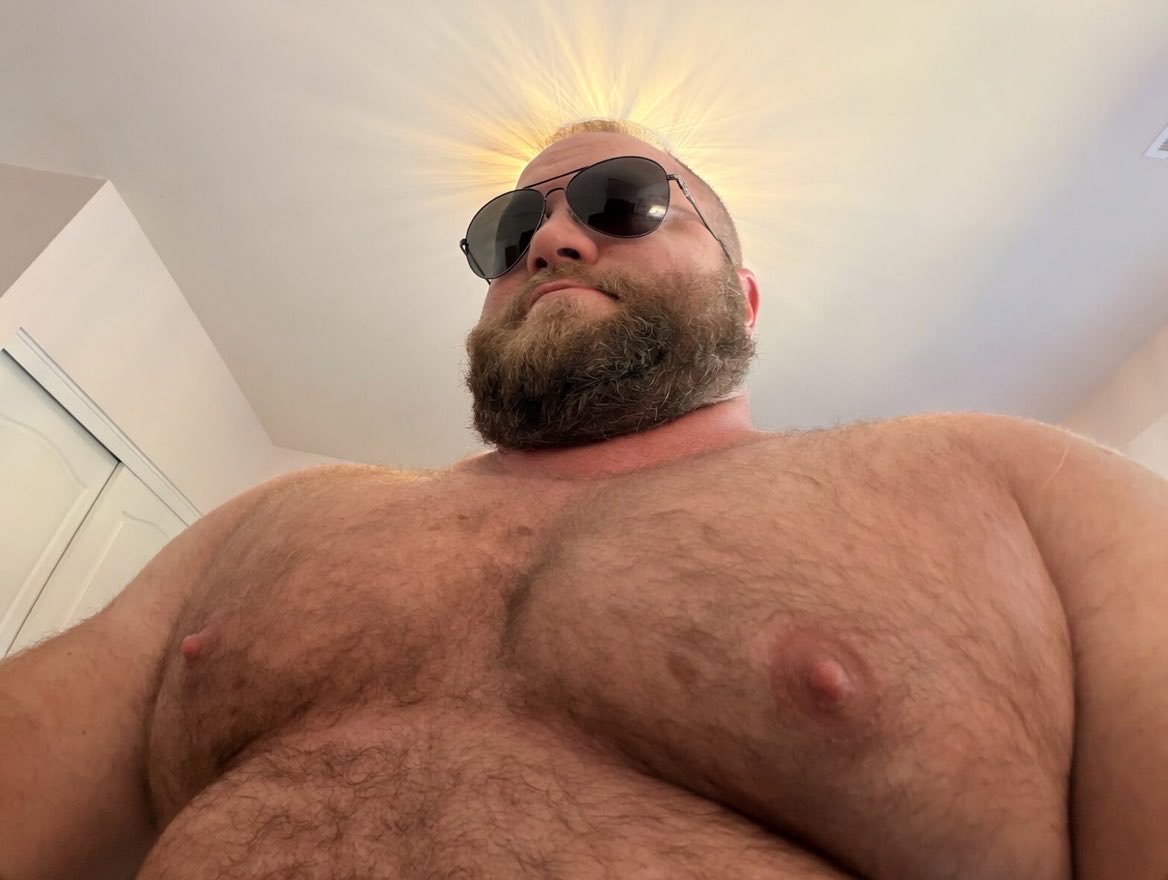 swolling_flyguy's tweet photo. Chesticles https://t.co/zAR5ZJ4AFq
