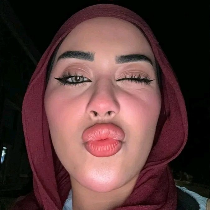 xh5cd's tweet photo. م تيجي ابوسك من خرمك 🫦 https://t.co/8dC28dRmTb