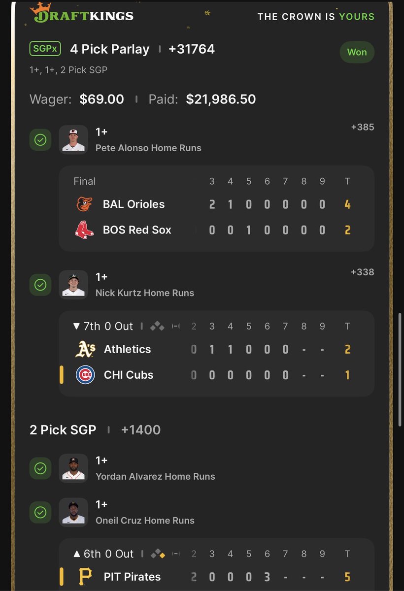 Lobesjones's tweet photo. OMGGGGGG THE SAME 4 GUYS LETS GOOOOO https://t.co/h2ItkapKU7