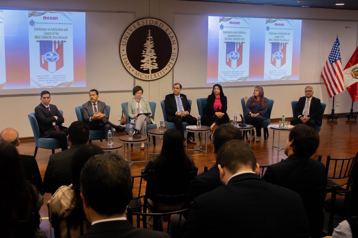 CIAL_Law's tweet photo. ⚖️ El Centro Internacional de Arbitraje de Lima (CIAL), la Universidad ESAN y el Miami International Arbitration Center (MIAC) realizaron con éxito la Conferencia sobre Arbitraje y el Lanzamiento de la RED MIAC-CAMACOL PERÚ. Gracias a todos los participantes por acompañarnos.🤝🌎 https://t.co/9h8cK1CI6N