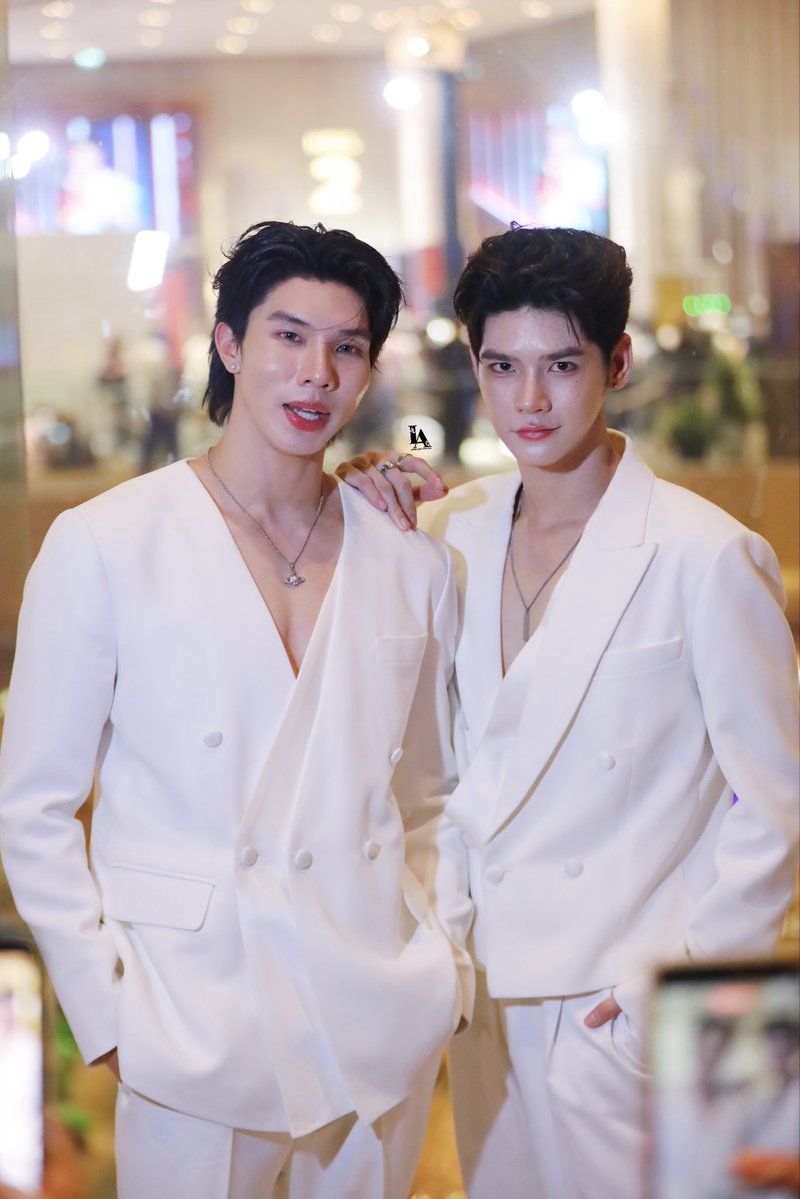 Long_Arm78's tweet photo. 𝕄𝕠𝕣𝕟𝕚𝕟𝕘 𝕎𝕖𝕕𝕟𝕖𝕤𝕕𝕒𝕪 🥑🐸
วันหยุดไปนั่งมองวิวเขา ให้ใจเบาๆ กันเถอะ😁😁

#Longarm #หล่งอาร์ม 
#longlee #Armchaiyapat https://t.co/Nwh7moU7VP