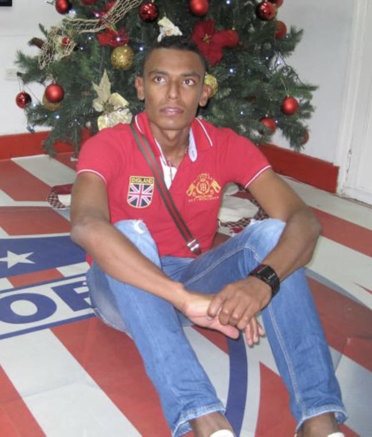 Pecho frio tweet media