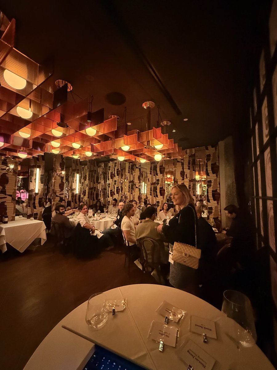 Techweek_'s tweet photo. ✨Scenes✨ from @speedrun insiders VIP dinner @_CallMeMacy @EmlynThompsonLA https://t.co/iAVcghVp3E