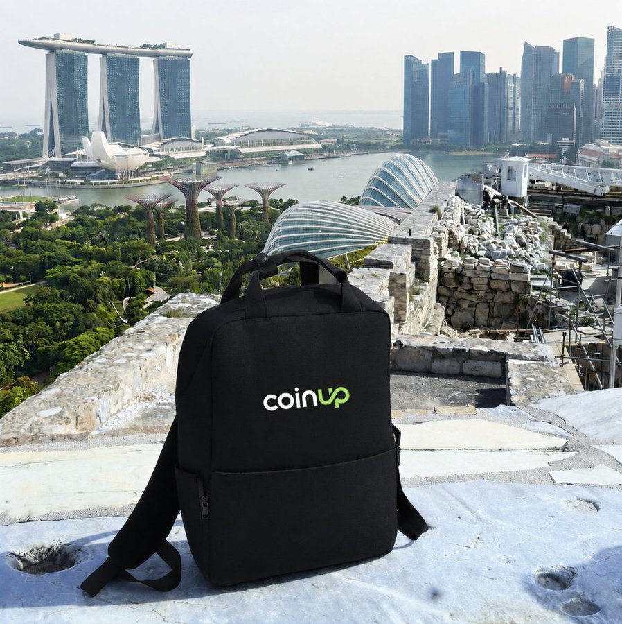 CoinUpOfficials's tweet photo. ☀️ GM CoinUp fam

🎒 Our intern went out for a little adventure today.

🤔 Guess which city we’re in?

#CoinUp #CP #Web3 #GM https://t.co/m4piV5yYNy