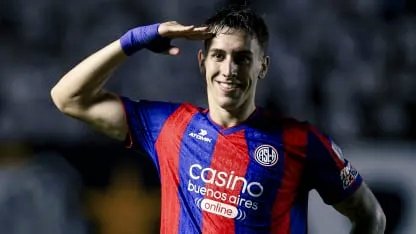 LVDC1908's tweet photo. 🗣️ "La mejor decisión fue ir a San Lorenzo 🔵🔴 y ojalá pueda seguir acá".

🗣️ "Mi objetivo es salir campeón".

Rodrigo Auzmendi, con @DSportsRadio. https://t.co/GpiNDH1Eur