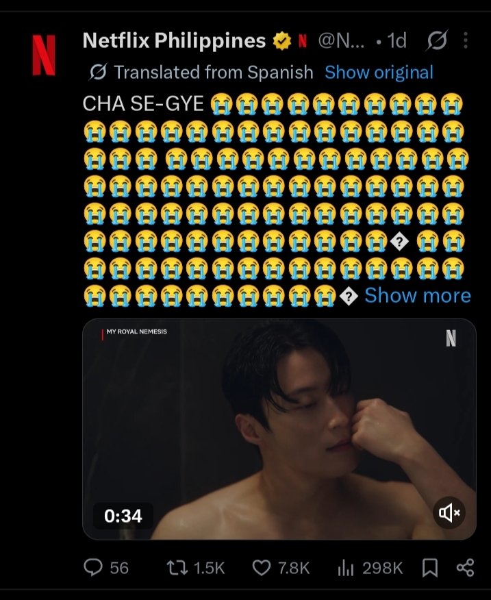 uaislee's tweet photo. the difference. atp y'all just hate women. https://t.co/xwNfG9uNco