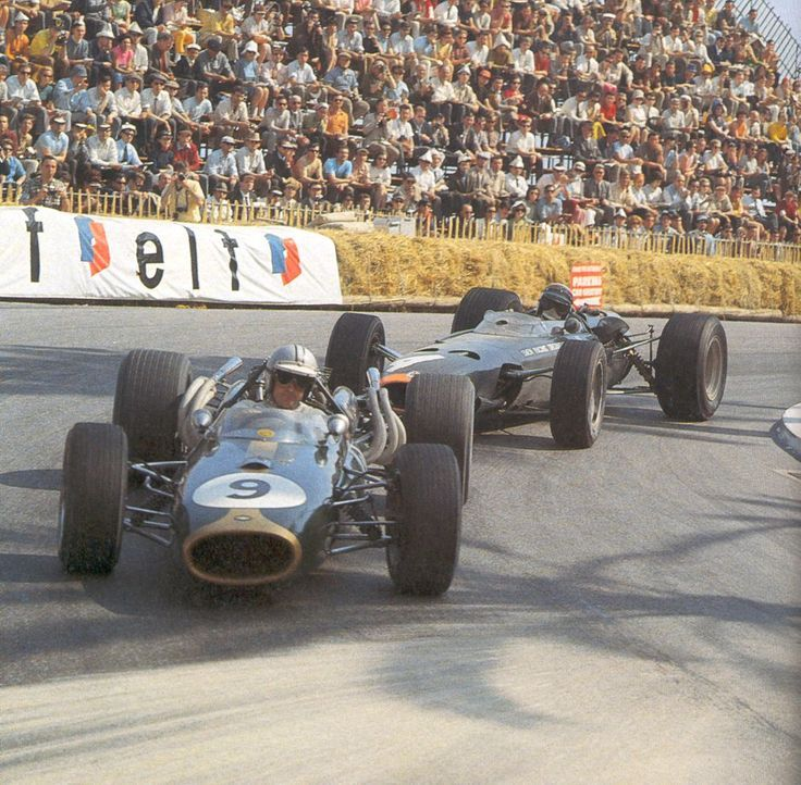 haustexracing's tweet photo. Denny Hulme &amp; Jackie Stewart at the 1967 Monaco Grand Prix https://t.co/JaIYC4aIrQ