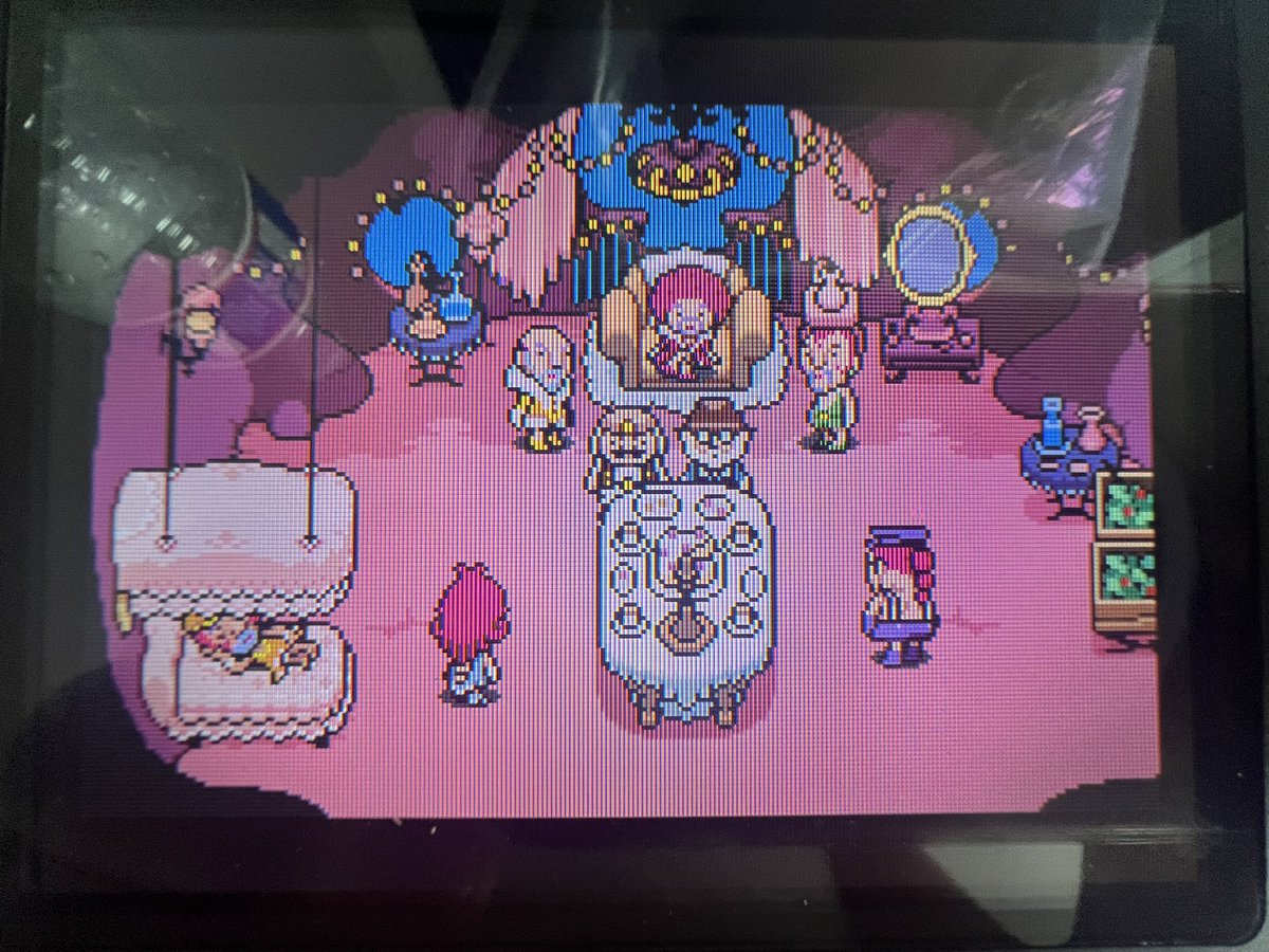 ultraspace156's tweet photo. @grimmy_mp4 Playing mother 3 and seeing #fassad 🍌🍌🍌 https://t.co/4fIKsRVOK7