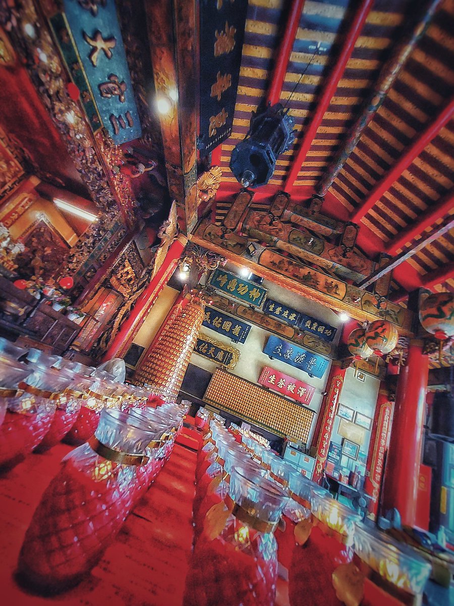 ckckforeskin's tweet photo. 三官廟 19
#AsianEmergingPhoto #Taiwan #temple #culture #candles #LightAndShadow #ceiling
©️skinskin https://t.co/X45UKTY3R9