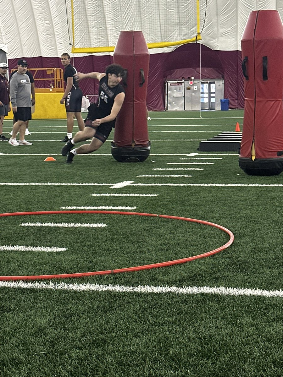 Bjwhitener47's tweet photo. @DMWolvesFB brings in 4th place in the ASU linemen challenge! Wolves definitely competed!! https://t.co/8X3GDUwTJy
