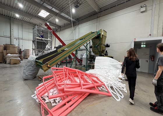 GreenMaxRecycle's tweet photo. Recycling #EPE Foam with GREENMAX Foam Recycling Machine: A Practical Solution for the Electronics Packaging Industry

MORE:https://t.co/vLArAQH8N7 https://t.co/hJOLrEu5ny