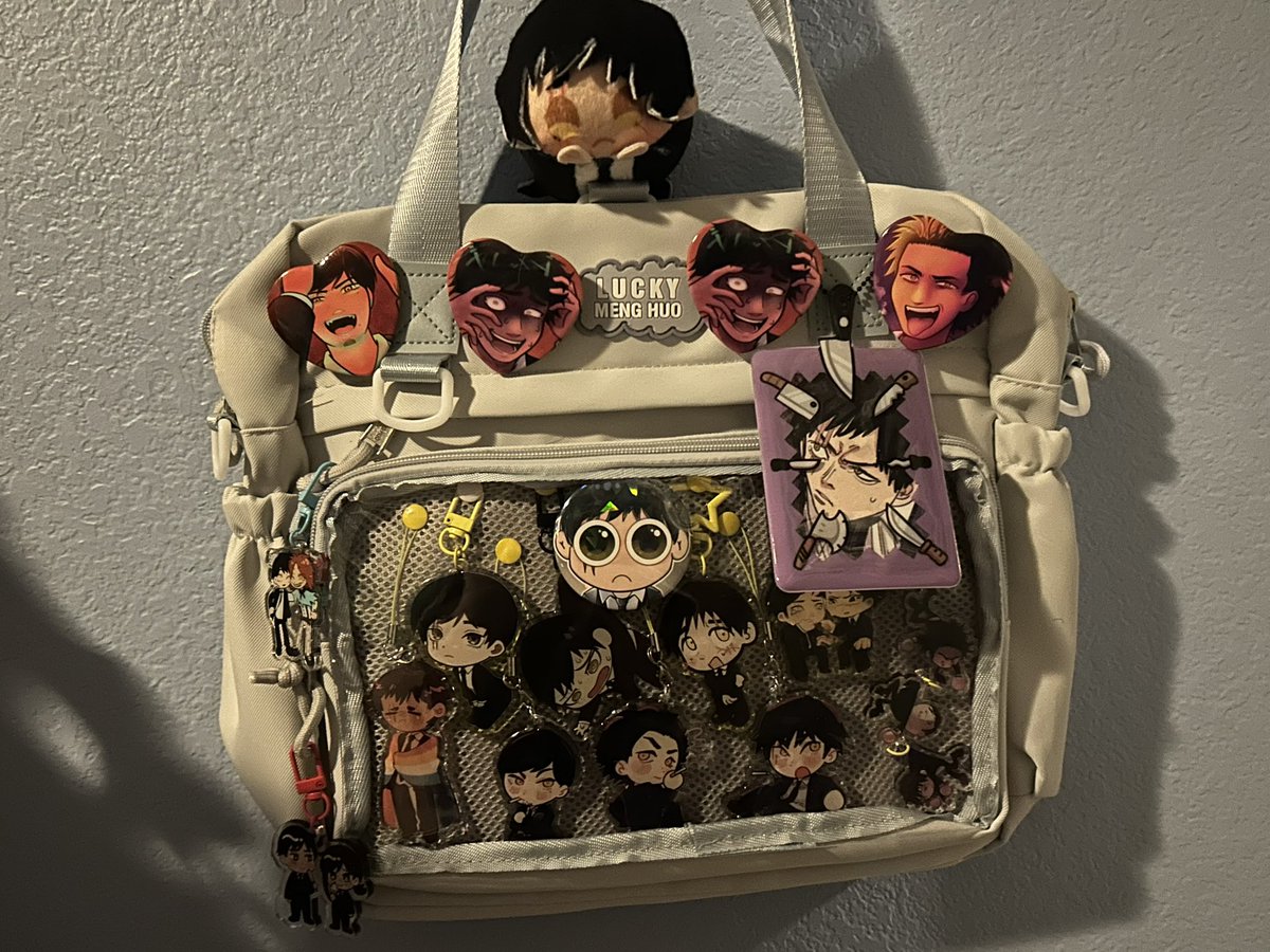 AethersCEO's tweet photo. GUYS VHVUVUGUVHVHVYYGUGUGYGYGYGYGYGYGYGYGUGUGUGUGUGUGYGYGYGYGYG immortal brothers / Aldo ita bag has been created!!!! CSM fandom all come to look at my bag. At my collection of Aldo / the three brother related things yes yes yes ahhh best thing I own https://t.co/xxRLSk30fo