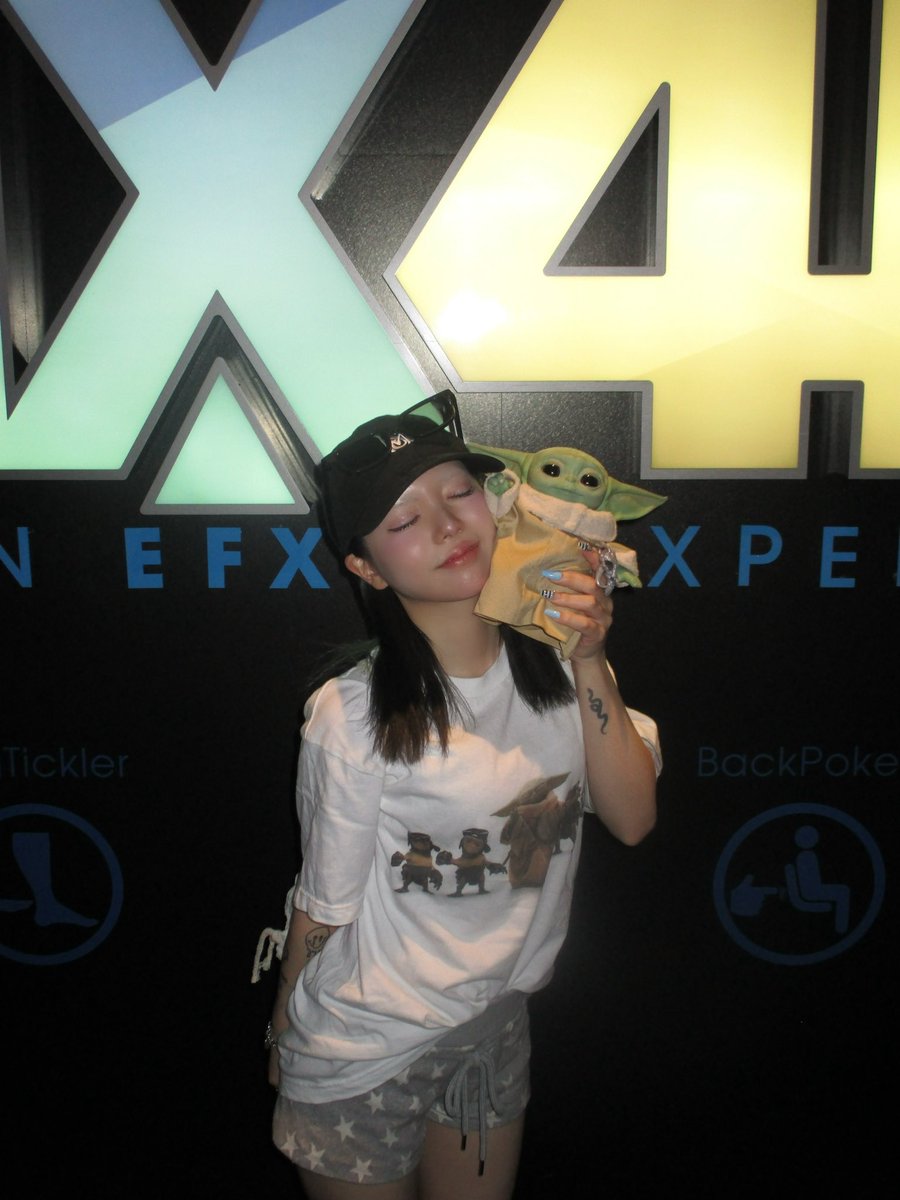 yuna_wpw's tweet photo. 4Dでマンダロリアンアンドグローグー観てきた♡
#マンダロリアンアンドグローグー
#スターウォーズ
#starwars https://t.co/rPvrdiggFj