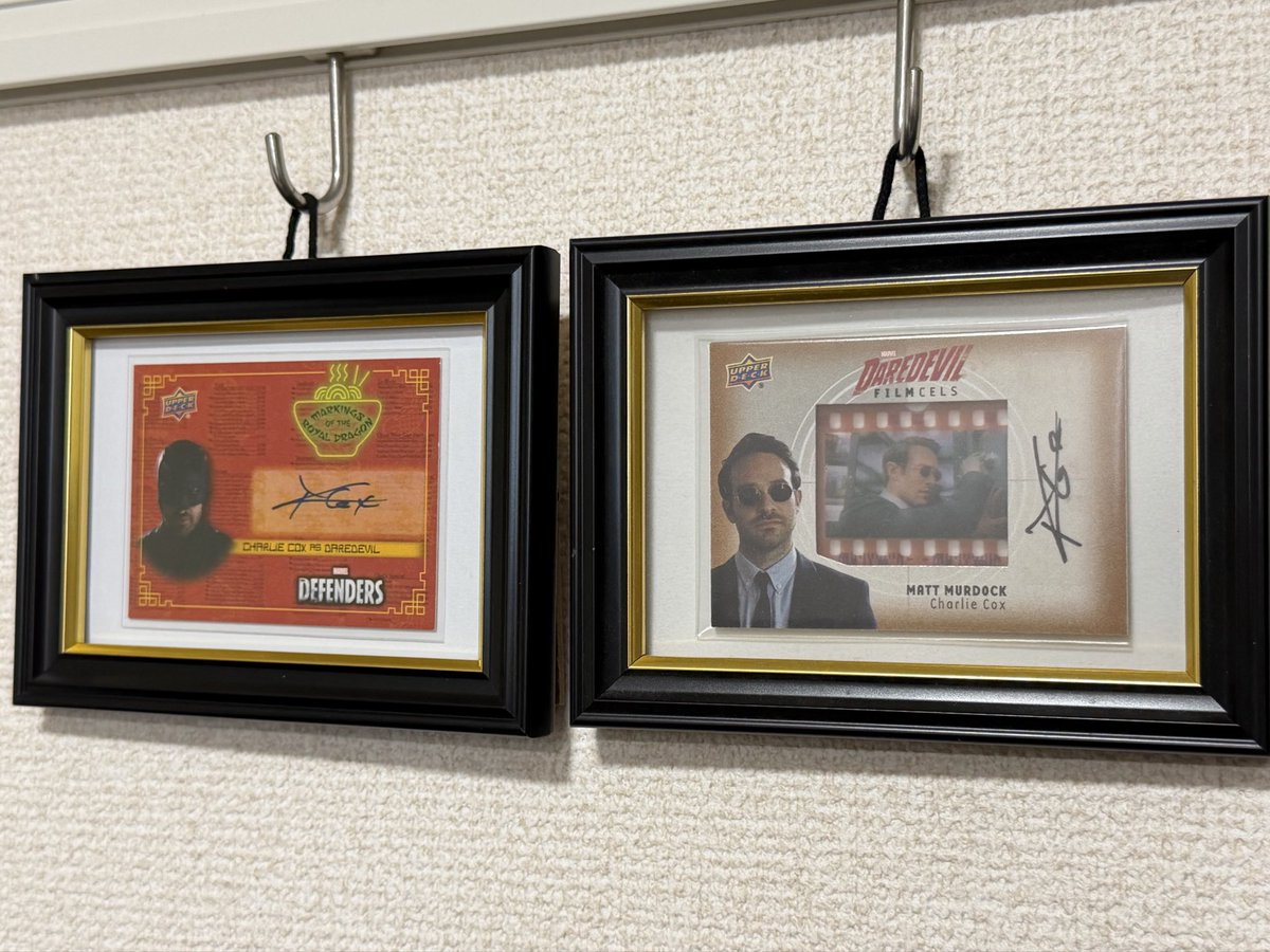 DevilKitchen_DD's tweet photo. Upper Deck チャーリーコックスのサインが増えました😈

#デアデビル #Daredevil   
#ディフェンダーズ #Defenders 
#SaveDaredevil
#DaredevilBornAgain https://t.co/8QYyx3T607