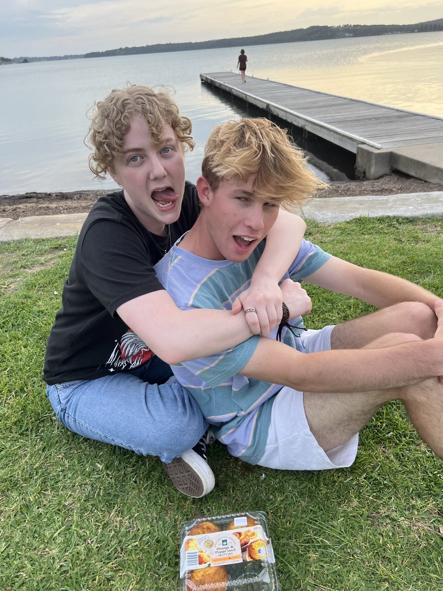 AvaJCLive's tweet photo. HAPPY DAY OR BIRTH TO THIS WEIRDO WHO SLEPT IN MY BED FIRST NIGHT OF MEETING!
But no, Kat thanks for being the dopest human being who’s made both content and life better with you being here :)) https://t.co/q7JRQ6Bi5i