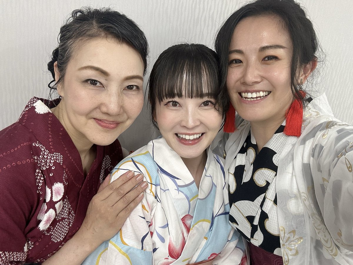 shirasu_keiko's tweet photo. 3回に渡る
#昭和医科大学リカレントカレッジ 

本当に温かく、親身に聴いて下さり
今回のご縁に感謝です🙇‍♀️
皆さんとの時間で私自身とても沢山の気付きを頂きました
"月の金魚"に触れて下さった皆様
有難うございます🌕
2人も😆

またお目にかかれますよう"鵺の宴"も頑張ります🌙
有難うございました✨ https://t.co/SII2EVYNSN