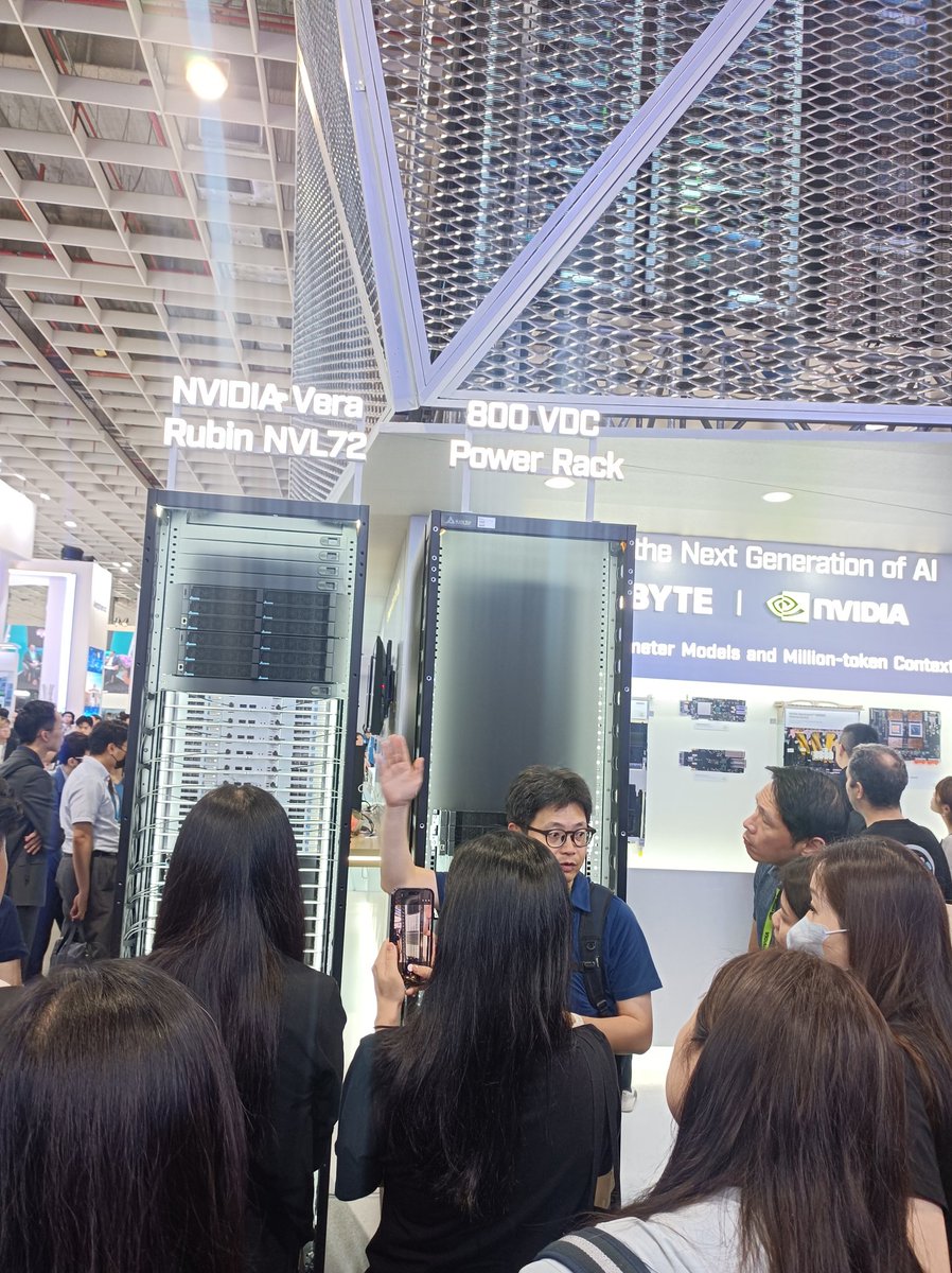 larrytaipei's tweet photo. #Computex Taipei https://t.co/F4waRc3jvg