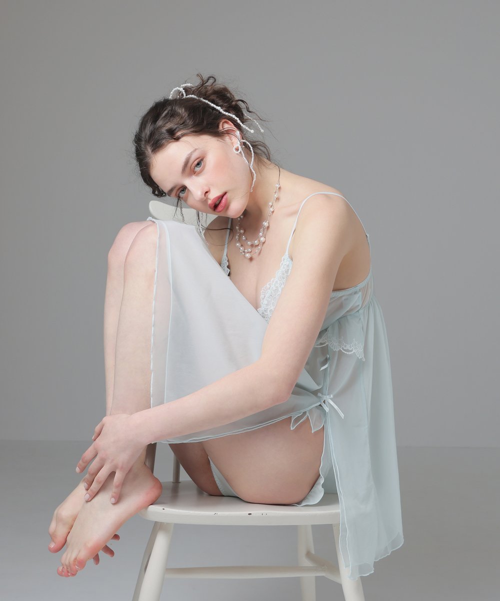 narue_innerwear's tweet photo. 𝑐𝑜𝑚𝑖𝑛𝑔 𝑠𝑜𝑜𝑛🩵🫧

美しい歌声を持つ人魚姫からインスパイアされたシリーズ🧜‍♀️🐚

【N-basic Bra】 [B~F/65~75][G~I/65~80] https://t.co/RfJvDgxzlR