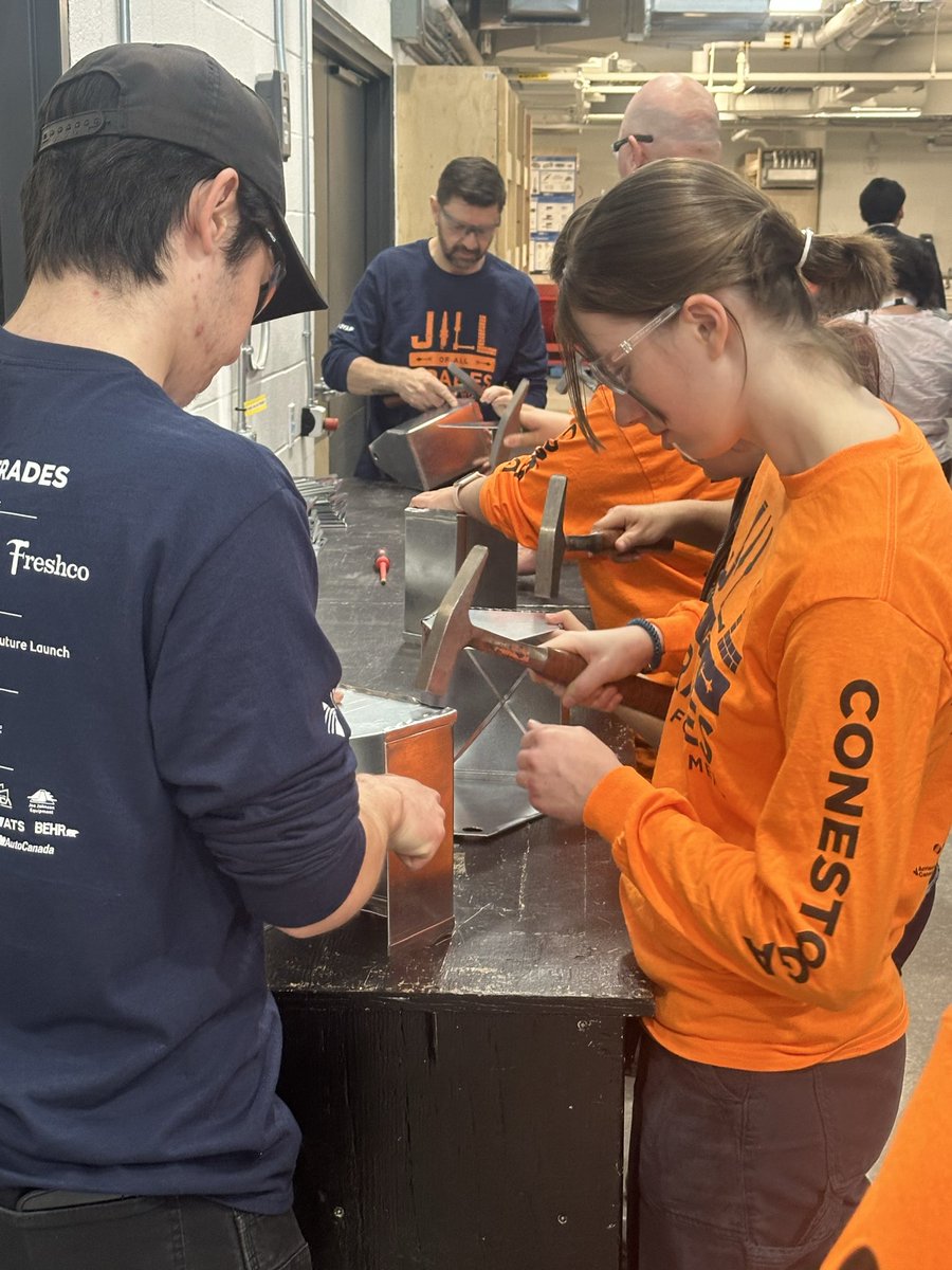 dukeofedcanada's tweet photo. Welcome to our new Collaborative Award Partner, Jill of All Trades! https://t.co/CbDhpjvww0