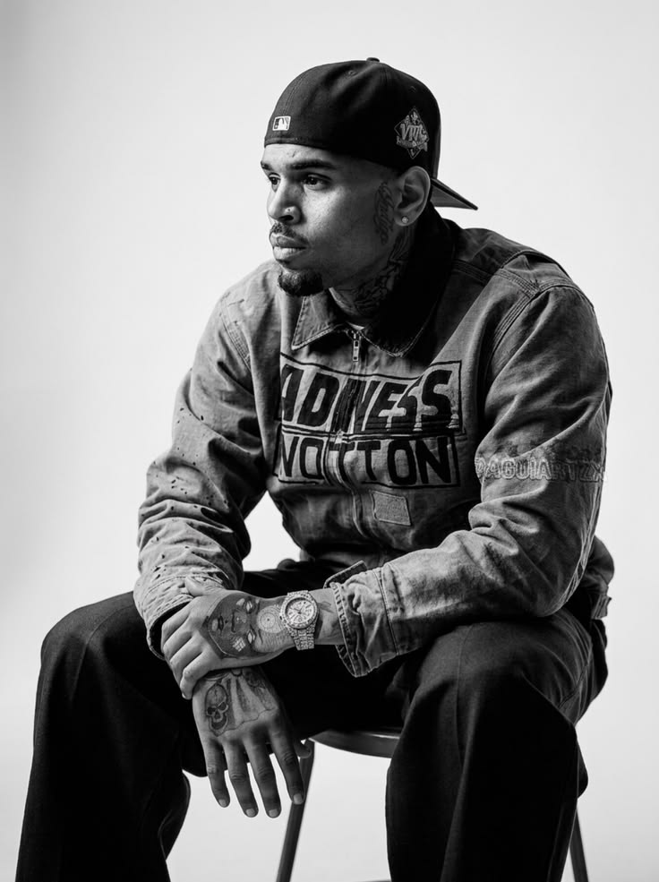 DullahTheking2's tweet photo. The most underrated R&amp;B artist.... https://t.co/tWrOSlj3lF