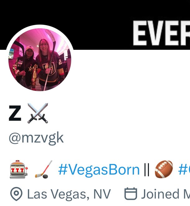 anniepar94's tweet photo. swear to god this is Carter Hart’s burner account https://t.co/4TgZhr88wd