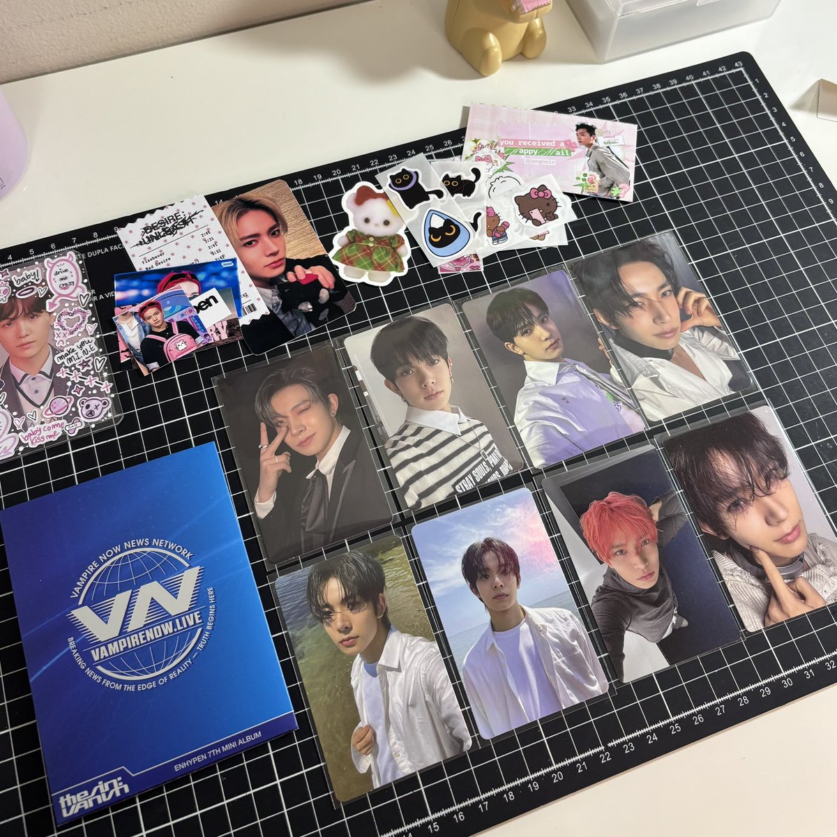 i7catboy's tweet photo. 💌 feedback super positivo para a @jongnoir pela ceg nacional, chegou tudo bem embalado e cheio de mimos lindos 🤍 https://t.co/3eJMRGeZIL