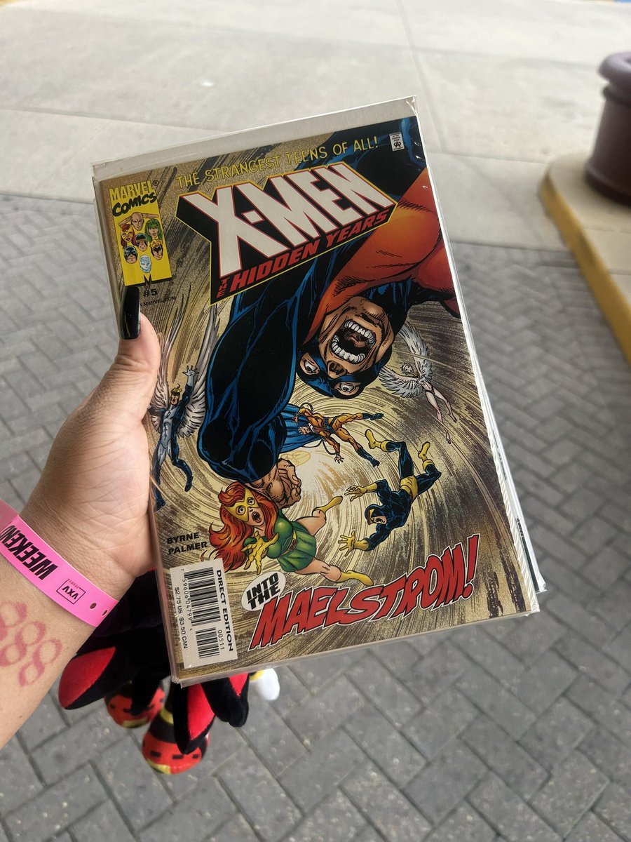 dotsrealm's tweet photo. iron city comicon was a success this past weekend 🥰🤭 https://t.co/agjwMxhXwb