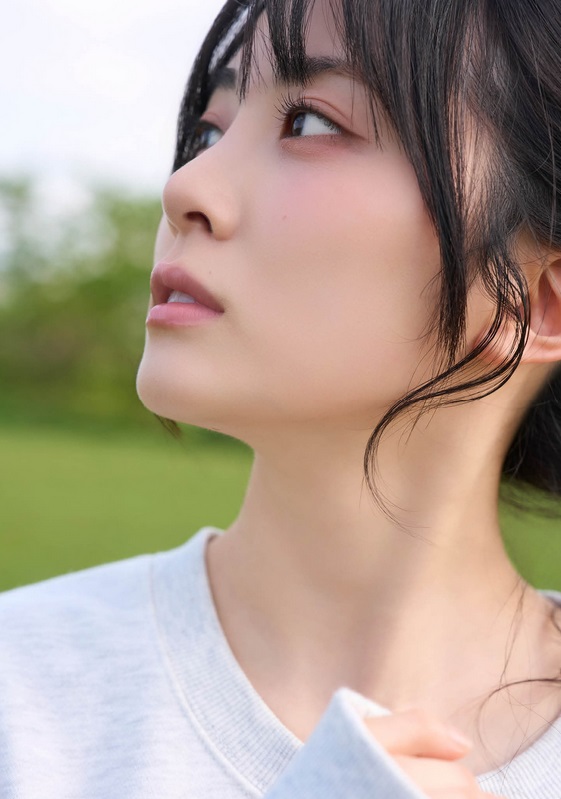 kin__koe's tweet photo. 【配信開始】
「結那 デジタルPHOTOBOOK flower」
https://t.co/NInRFfM4e1 #ad

友達とホームパーティをしたり、
河原でスポーツをしたり、
#結那 の素の表情がぎゅっと詰まった、
ファン必見の1冊です！

「ドラゴンエイジ2026年7月号」
未掲載の【オールアザーカット】で構成 https://t.co/K1JA2ytZq7