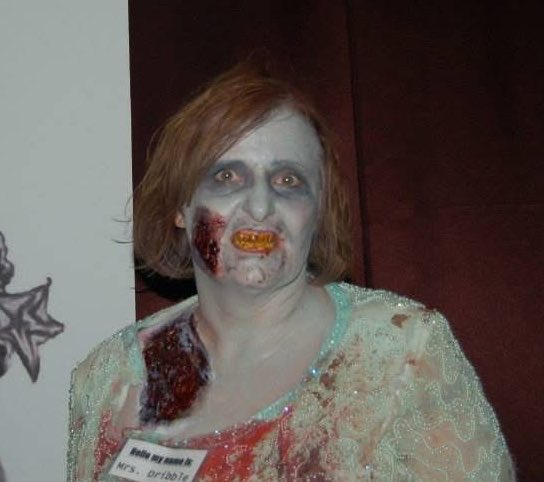 DarkCastleSC's tweet photo. “How often do you brush your teeth?”
Me:

#horror #hauntedhouse #zombie https://t.co/djiUudXUiE