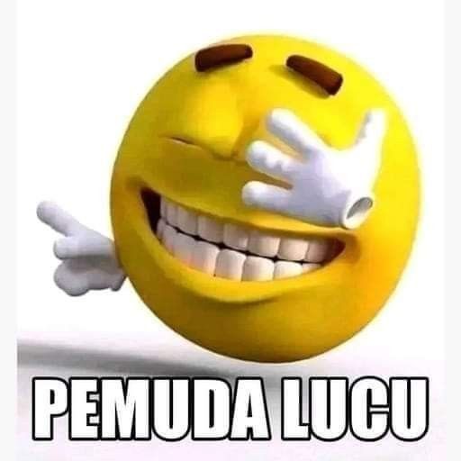 pitrog23's tweet photo. "Just friend kok serius" jiah🤭😹 https://t.co/kuwiXRd03h