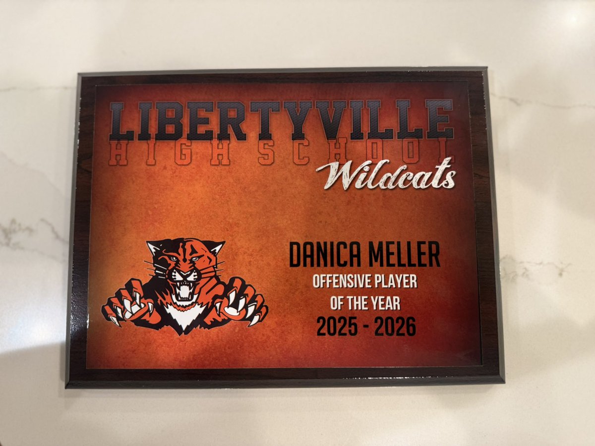 D_Meller2028's tweet photo. Honored to be named NSC All-Conference and Libertyville High School Offensive Player of the Year for the 2025-26 season.

Thank you to my teammates, coaches, and family for pushing me to be my best every day. Excited to keep growing, competing, and chasing bigger goals.

Next up ECNL Seattle!

⚽️ Danica Meller | Libertyville HS ’28 | Eclipse Select ECNL

#NSC #AllConference #OffensivePlayerOfTheYear #GirlsSoccer #ECNL #ClassOf2028 🐾🏆⚽️
@LHS_GRLS_Soccer @Paulbgibbs1979 @eclipse2010ecnl @EclipseSelectSC @TopDrawerSoccer @dhpreps @TheSoccerWire @ECNLgirls @PrepSoccer @ChilandSoccer