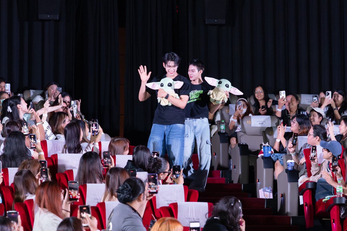 WeLoveSF's tweet photo. 🌟#SFxTuiLego
ลุยภารกิจสุดพิเศษ! จัดเต็มโมเมนต์สุดประทับใจ กับ TUI, LEGO
ในรอบพิเศษ #SFFriendsScreening 
The Mandalorian and Grogu
ที่ SFW เซ็นทรัลเวิลด์ โรงภาพยนตร์ WORLD MAX CINEMA

📸ผู้โชคดีสามารถดาวน์โหลดภาพ GROUP PHOTO ได้ตั้งแต่วันนี้ - 9 มิ.ย. 69
คลิกดาวน์โหลดภาพที่ 👉 https://t.co/0kEX97MOe5

นโยบายข้อมูลส่วนบุคคลเพื่อการประชาสัมพันธ์
ของบริษัท ฯ 👉 https://t.co/0r6bllYIvm

เงื่อนไขเป็นไปตามที่บริษัทฯ กำหนด

TUI LEGO x MANDALORIAN

#TuiChayatorn #Lego_Rapeepong
#SFxTheMandalorian
#ดูMandalorianที่SF
#SFSuperUniverse 
#SFcinema 🍿❤