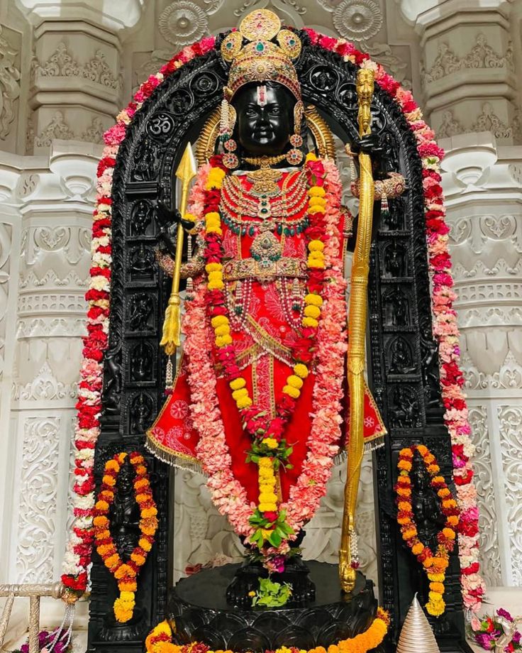 RamJanmbumi's tweet photo. जीवन में दुख और सुख आना जाना है प्रभु का ध्यान करने से सुख की शुरुआत हो जाती है 
जय श्री राम https://t.co/FkqnHjnD40