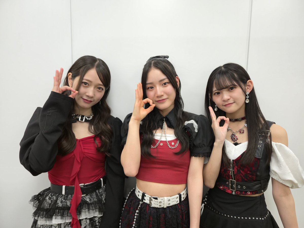 HTB_ichimoni's tweet photo. ✨
6/4（木）の #イチモニ エンタメコーナーに
#ハロプロ の #つばきファクトリー から
リーダーで北海道出身の #谷本安美 さん💜
#石井泉羽 さん🤍
#村田結生 さん💟が登場‼️

グループ14枚目の両A面シングル
「Fire Works／まっぴらだってば！」について
お話を聞きました🎤

お楽しみに〜🥳🎶

#helloproject