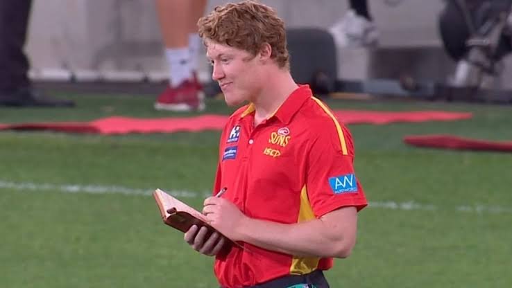 trysty13's tweet photo. @DetroitLemons99 @damosyzygy @2rucks2easy While matt rowell was injured, he literally had a pen and pad that he would use to take notes
Lets no act like players arent studying the other teams https://t.co/tdONc2cUxl