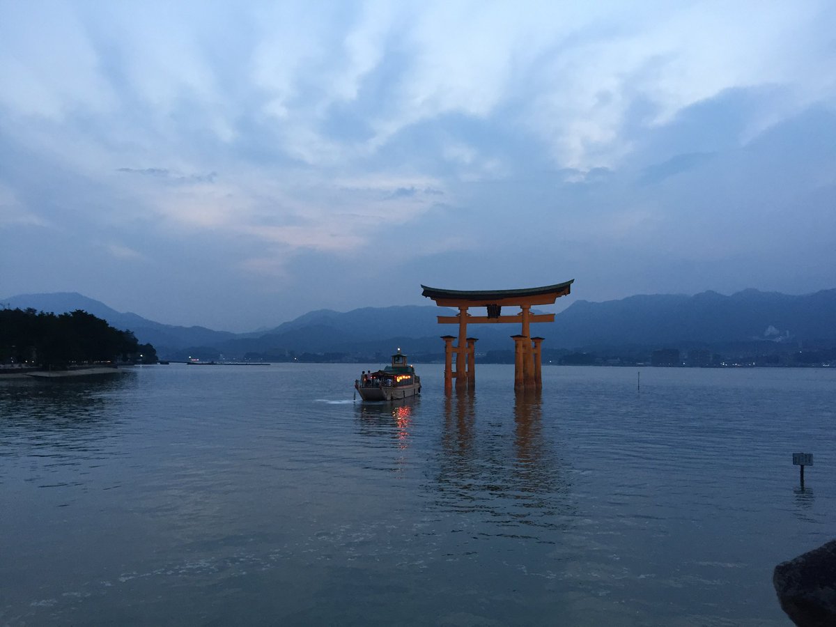 shadowFatty's tweet photo. 宮島、天橋立、松島

總覺得都係撞唔正紅���同櫻花季
仲要落雨 https://t.co/lGLKY0QRxn