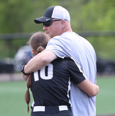 TierReport's tweet photo. NYSPHSAA SOFTBALL: STRONG DEFENSE, BIG HITS LEAD CORNING TO SUB-REGIONAL WIN (24 PHOTOS). . . @hawks_softba11 

https://t.co/C03YCO8Usv

PHOTO GALLERY FROM THE GAME: https://t.co/q7emCT3gR2 https://t.co/SzKgY2pFnV
