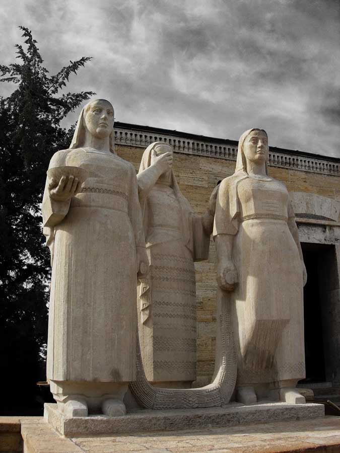 DarinaMarty's tweet photo. Feminismo turco, desde el Imperio otomano hasta hoy. Mi artículo sintético. https://t.co/d5EgOwAHRq https://t.co/Cay2ytbjdD