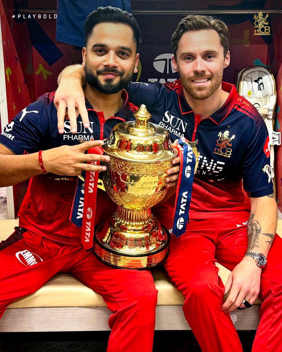 RCBTweets's tweet photo. Back-to-back-to-back for these 2️⃣. 🥶🏆

#PlayBold #ನಮ್ಮRCB #IPL2026 https://t.co/CWTnMcZfxt