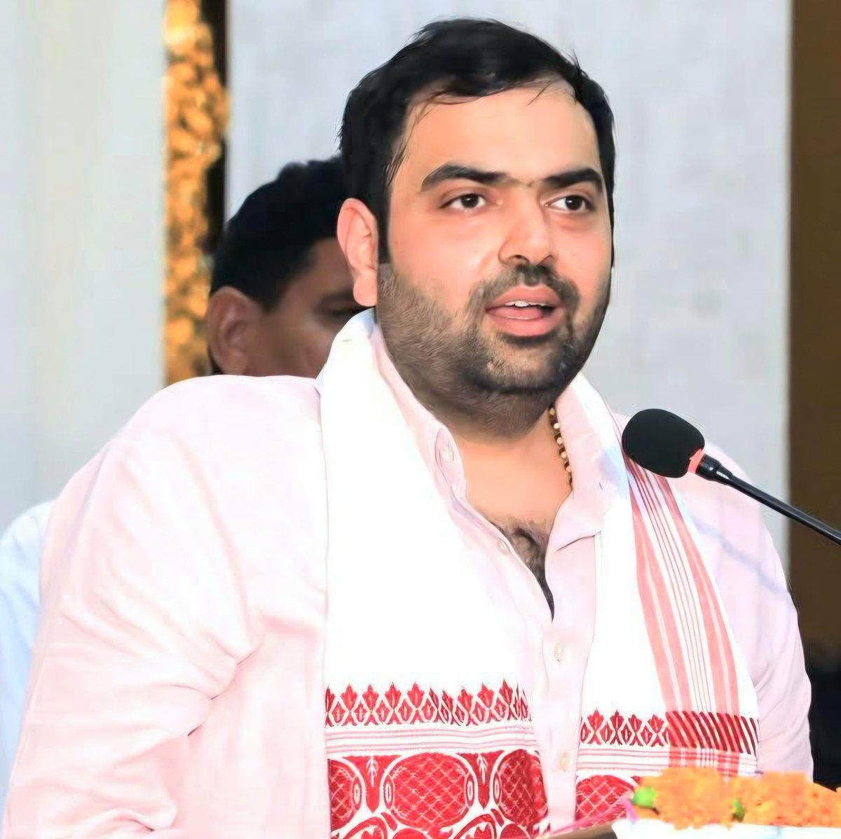 withabhinsui's tweet photo. AICC के राष्ट्रीय सचिव एवं राजस्थान प्रदेश कांग्रेस कमेटी के सह प्रभारी श्री चिरंजीव राव जी को जन्मदिवस की हार्दिक बधाई एवं शुभकामनाएं।

महादेव से आपके उत्तम स्वास्थ्य एवं दीर्घायु जीवन की कामना करता हूँ।
@Chiranjeev_INC https://t.co/RQ3ZEVNTta